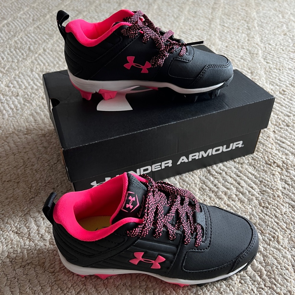 Under Armor Kids Cleats